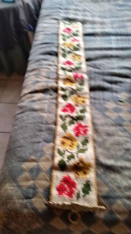 BEAUTIFUL LONG WALL HANGING TAPESTRY-SEE DESCRIPTION