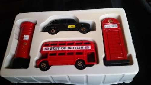 4X LONDON STREET SCENE METAL PENCILSHARPENER(ONE BID FOR ALL)