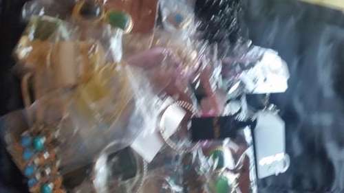 30 X ALL SORTS COSTUME JEWELLERY FROM HUBS ETC.-SEE DESCRIPTION(ONE BID)