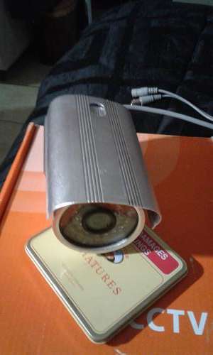 600 TVL SECURITY CAMERA