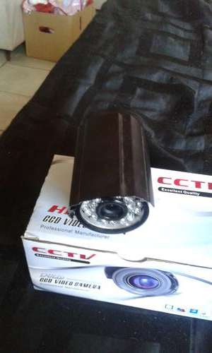 420 _ 800 TVL CCTV EXCELLENT QUALITY CAMERA-SEE DESCRIPTION