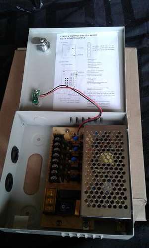 12 VDC 4 OUTPUT SWITCH MODE CCTV POWER SUPPLY