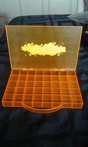 40 COMPARTMENT ASSESCORY BOX-SEE DESCRIPTION