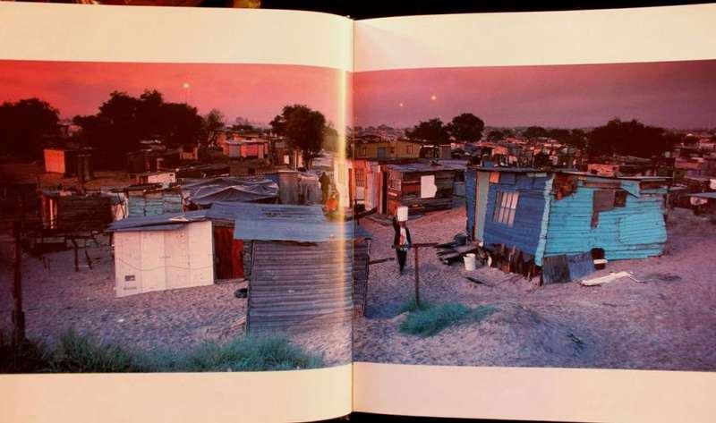 SHACK CHIC - INNOVATION IN THE SHACK-LANDS OF SOUTH AFRICA - CRAIG FRASER
