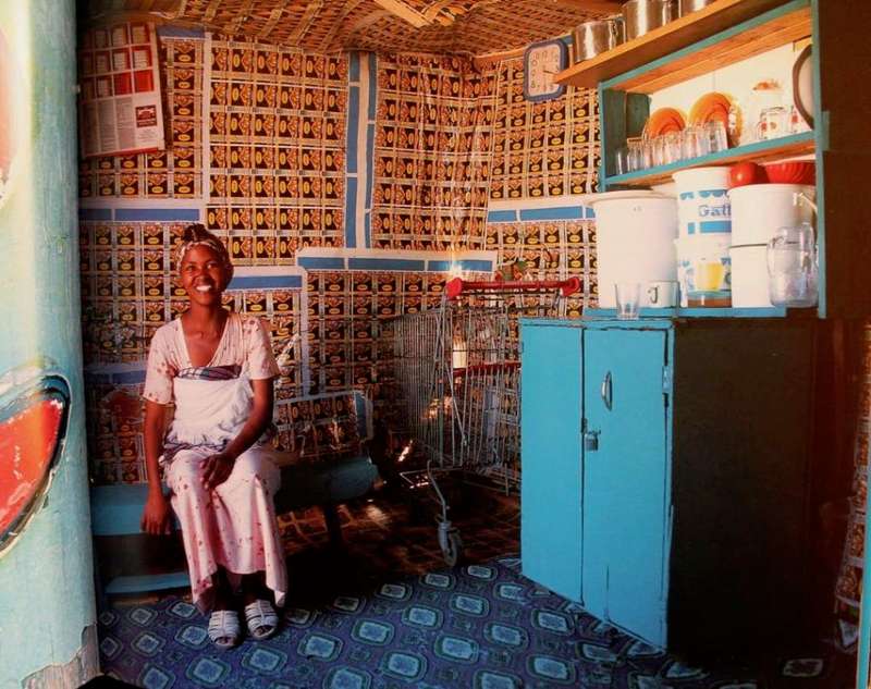 SHACK CHIC - INNOVATION IN THE SHACK-LANDS OF SOUTH AFRICA - CRAIG FRASER