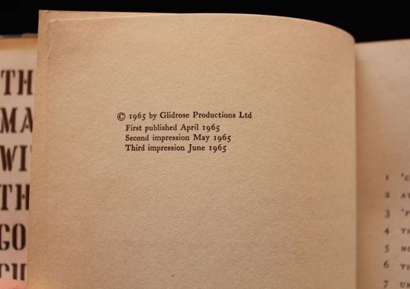 THE MAN WITH THE GOLDEN GUN by Ian Fleming (1965)