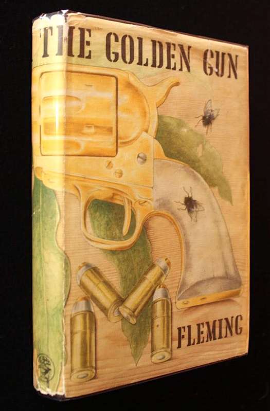 THE MAN WITH THE GOLDEN GUN by Ian Fleming (1965) - JAMES BOND 007