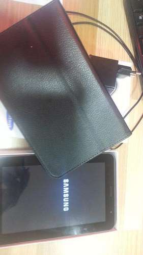 16GB Samsung Galaxy Tab 2. 7" P3100 + Free Pouch