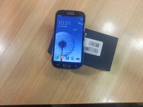 Samsung Galaxy SIII S3, 32GB. Peeble Blue.