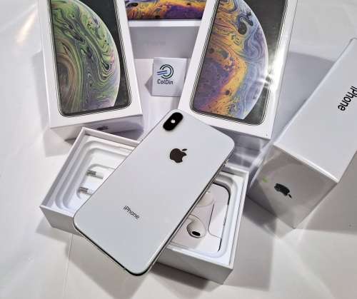 Apple iPhone XS 64GB (SEALED BOX)