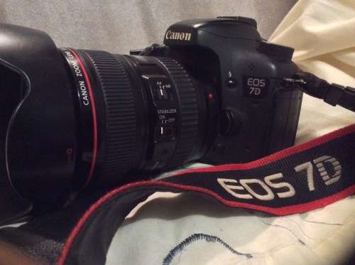 Canon 7D Body Only (not working err 20)