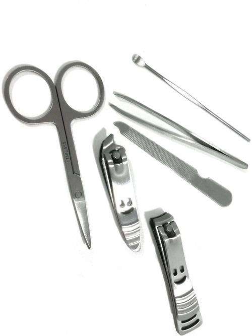 7pc Manicure set in beautiful carry case (Hua Li)