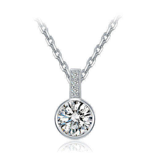 925 Sterling Silver Swarovski Zirconia Matching Pendant and Earrings Set