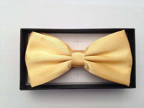 Bow tie