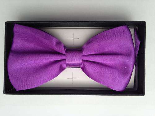 Bow tie