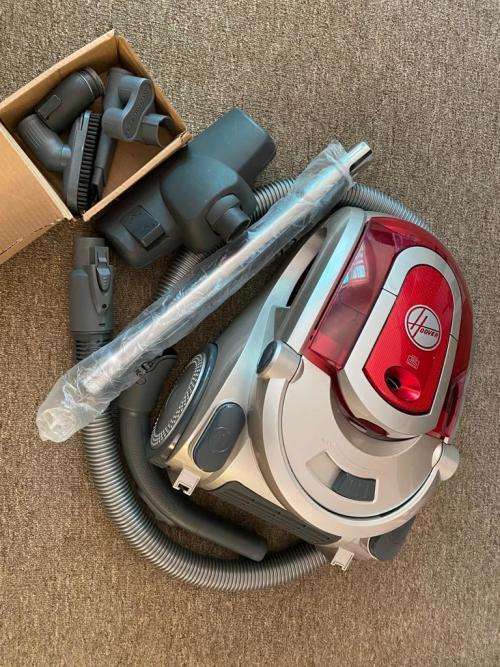 Hoover Power Plus Bagless Cylinder Vacuum 2000W (Read Description!)