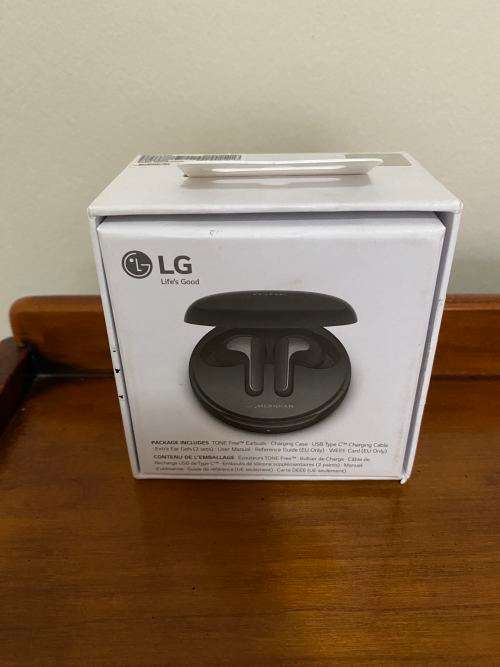 LG TONE FREE FN4 WIRELESS EARBUDS WITH MERIDIAN AUDIO - BLACK (Excellent Condition!)