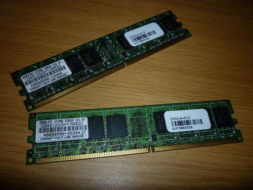 2 MODULES of Hynix DDR2 533MHz RAM MEMORY