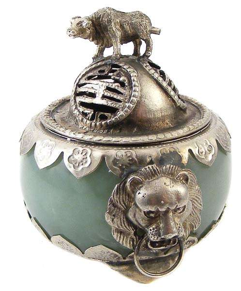 Vintage Tibetan Jade Ox and Lion Head Insence burner!