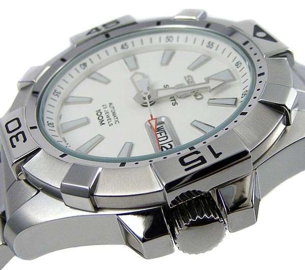 SEIKO 5 SPORT 100m Automatic DayDate
