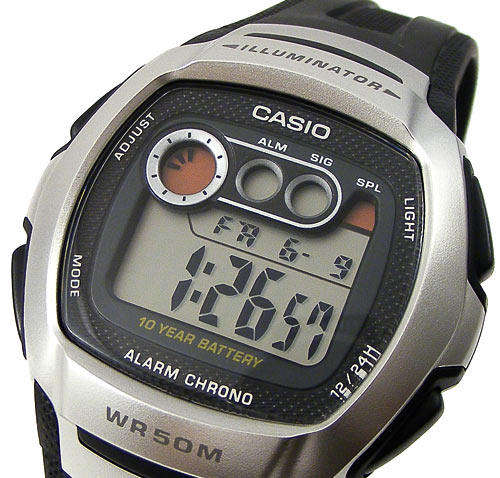 CASIO ILLUMINATOR ALARM CHRONO AUTO CALENDAR 50m Sport