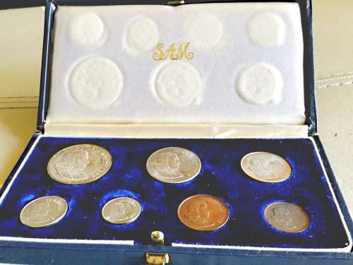South Africa Mint 1965 UNC / PROOF SET Silver one rand coin