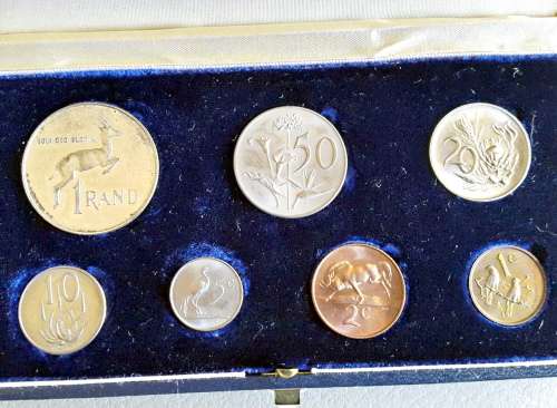 South Africa Mint 1965 UNC / PROOF SET Silver one rand coin