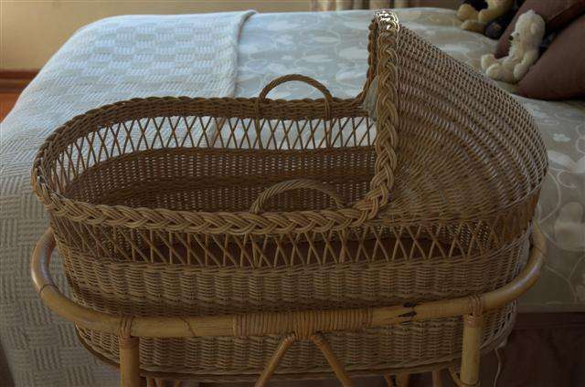 Wicker Bassinet / Crib / Moses Basket