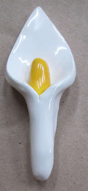 Glazed Ceramic Mosaic Insert - Large Arum Lily
