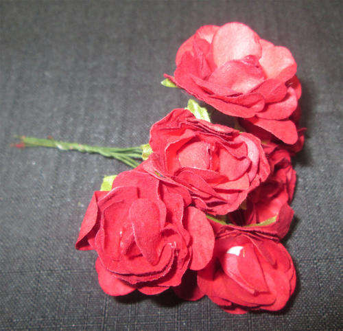 The Velvet Attic - Bunch of 6 Red Paper Roses