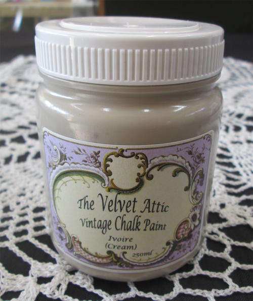 The Velvet Attic - Vintage Chalk Paint 250ml - Ivoire (Cream)