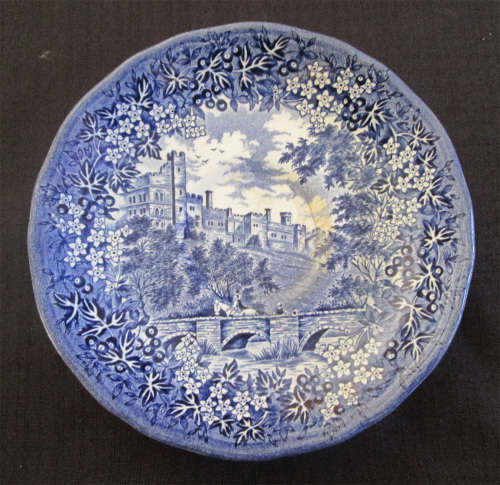 J. & G. Meakin Merrie England Haddon Hall Saucer