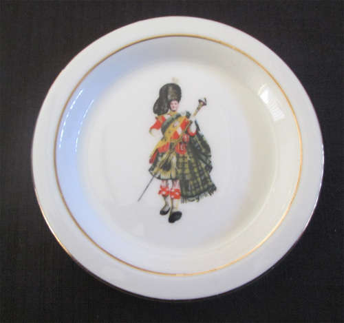 John Dewar & Sons Ltd "White Label" Whiskey Dish