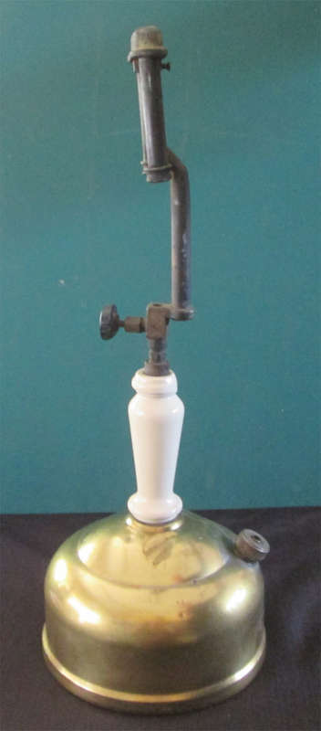 Coleman "The Sunshine of the Night" Kerosene Lantern 1947 - Canada