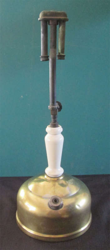 Coleman "The Sunshine of the Night" Kerosene Lantern 1947 - Canada