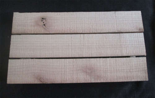 The Velvet Attic - Rough Pallet Board - 3 Bar