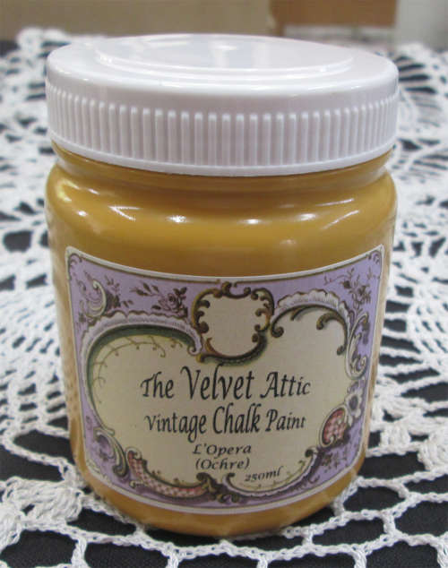 The Velvet Attic - Vintage Chalk Paint 250ml - L'Opera (Ochre)