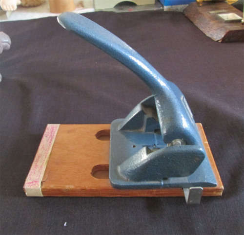 Vintage 2 Hole Punch - Walton Stationery No. 180 Chevron