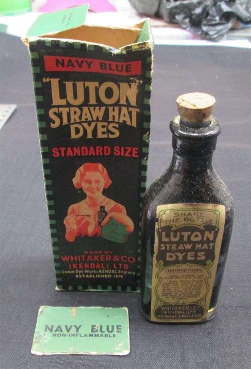 Old Luton Straw Hat Dyes Bottle in Original Box - Navy