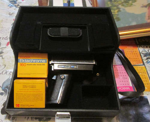 Chinon 255XL 8mm Movie Camera in Case