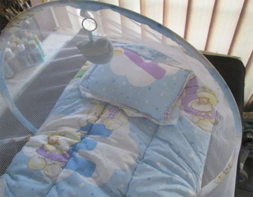 Baby Mosquito Protection Playmat in Zip Up Bag
