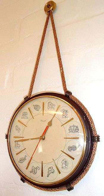 ZODIAC "KIENZLE" WALL QUARTZ CLOCK,MADE IN GERMANY,WORKING