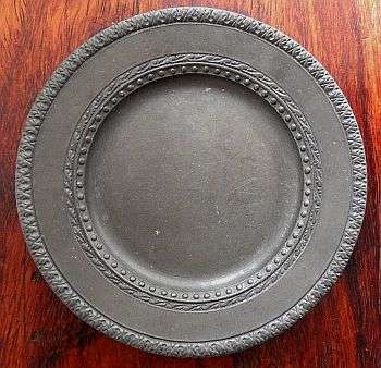 SMALL PEWTER DISH,"FINSTAIN LES POTSTAINERS HUTOIS