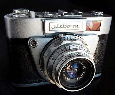 ALTIX nb VIEWFINDER CAMERA+E.LUDWIG MERITAR 2.9/50 MADE BY ALTISSA DRESDEN GERMANY1958