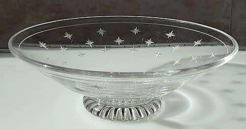 VINTAGE STUART CRYSTAL BOWL WITH ENGRAVED STARS  MADE IN ENGLAND