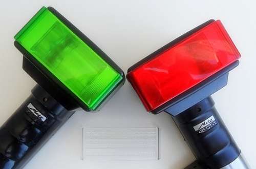 METZ MECA FLASH SYSTEM 45 CT1 2 FLASH GUNS WORK.+ NC ACCUS,BATTERY BASKET,PHOTO CELL,FILTERSET T ETC