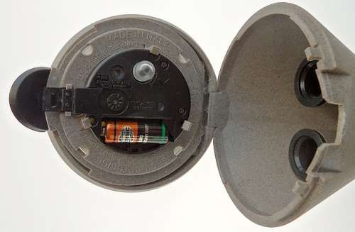ALARM CLOCK  VERCINGETORIGE  DESIGN BY JULIAN BROWN FOR REXIT 1994 MADE IN ITALY WORKING VERY WELL