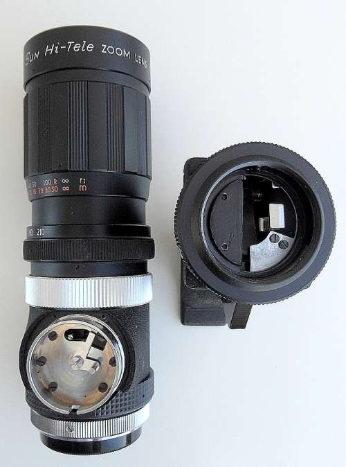 SUN HI-TELE ZOOM 85-210/ 4.8  M 42 SCREWMOUNT WITH TRIGGER GRIP