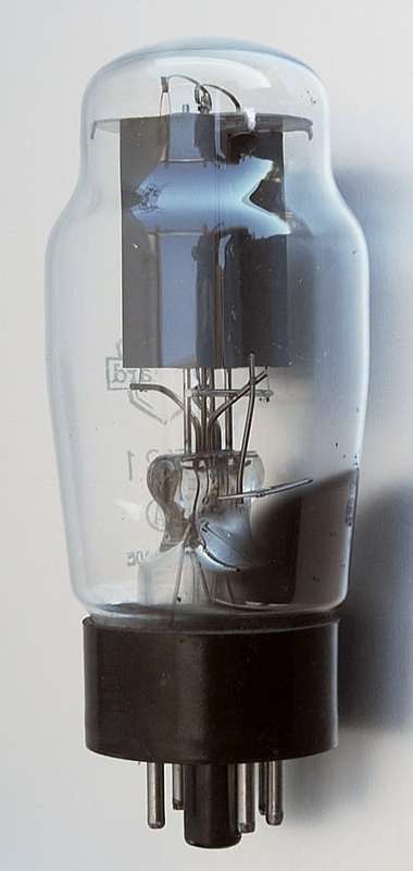 MULLARD AZ 31 BVA VALVE UNTESTED