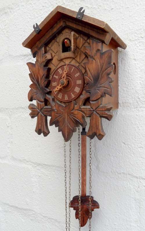 CUCKOO CLOCK  `REGULA` MADE BY ANTON SCHNEIDER and SÖHNE BLACKFOREST GERMANY